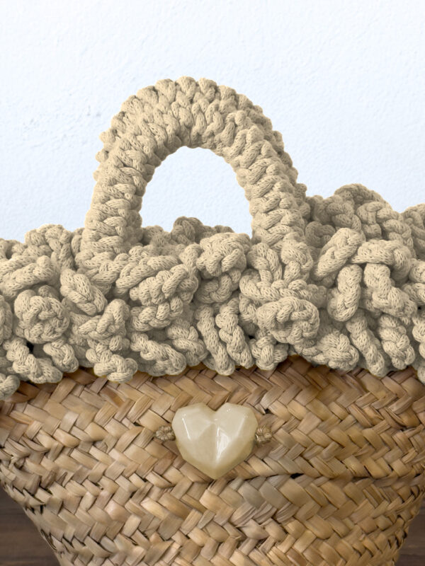 COFFA RICCIA PANNA CUORE - PICCOLA - immagine 4